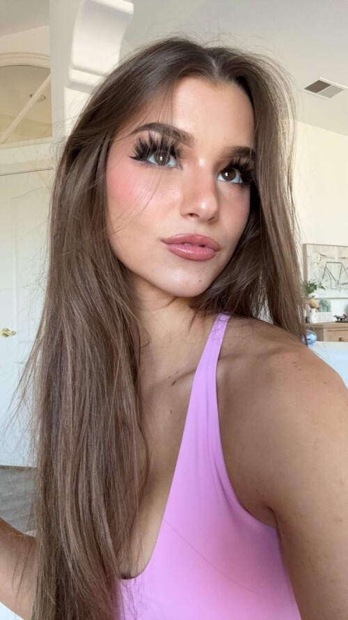 brookemonk---RDownloade81bcbb2aa5cb4a2.jpg
