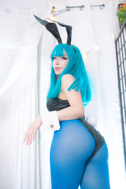 Roxyfoxycos Nude Leaked Onlyfans Photo