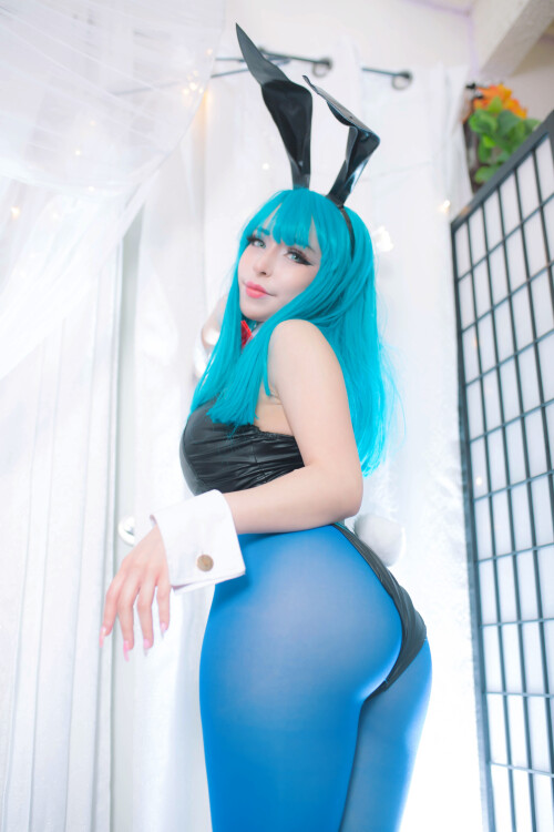 Roxyfoxycos Nude Leaked Onlyfans Photo
