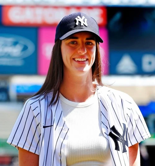 caitlin-attending-yankees-game-8-10-24-v0-p30fj99nyvhd1389ce2717c9a9c3a.md.webp