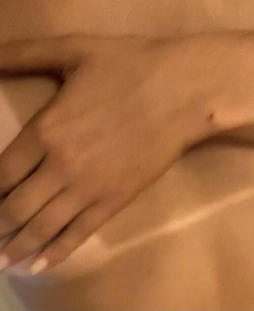 camila_cabello_1717813691_3385589089309318970_19596899e903e12e837aafe3.jpg