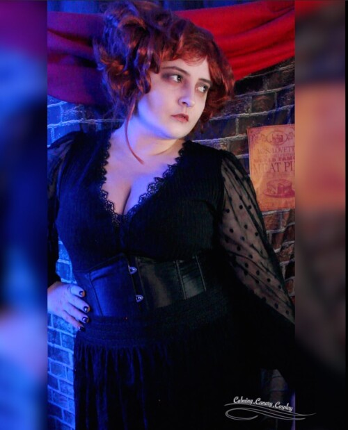 cass-cosplay-Mrs.-Lovett-456579327_998488765398469_8807805921343807158_nb484139e9fe218d2.md.jpg