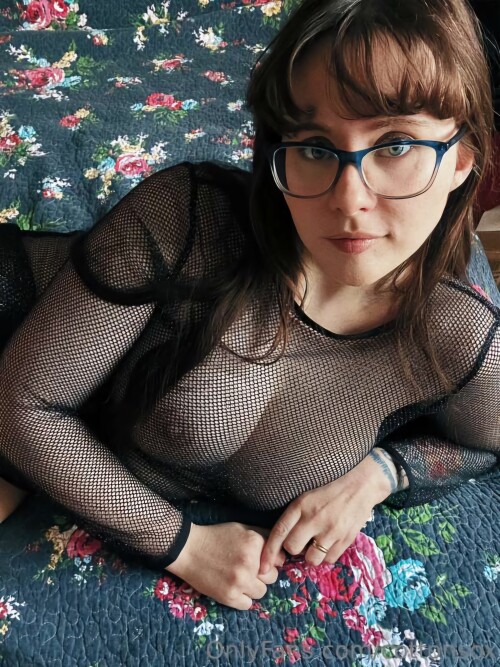 Alice Cotton Sox | Alicewinterhold Nude Leaked Onlyfans Photo Alice Cotton Sox | Alicewinterhold Nude Leaked Onlyfans Photo