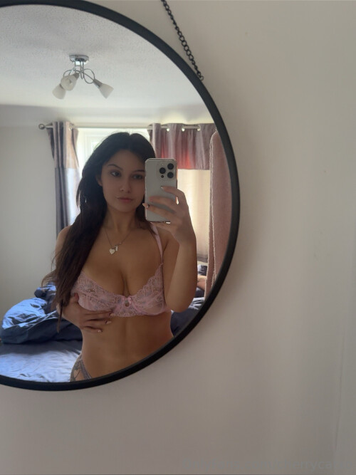 cherrycatxo-2024-10-13_182803-1312513714_49f8f6e49918b80ff.jpg