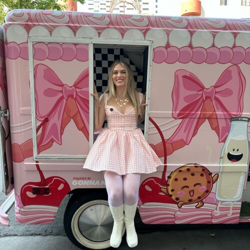 cookies--milk-truck-this-year-with-gonnaneedmilk-ad-gonnaneedmilk-twitchcon52917a52d8400b88.md.jpg