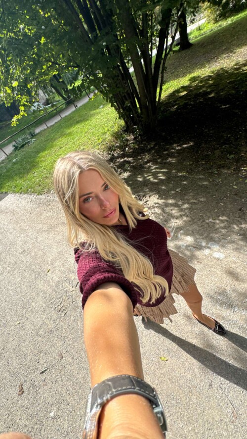 corinnakopf---RDownload8ba609736b6eb4d2.md.jpg