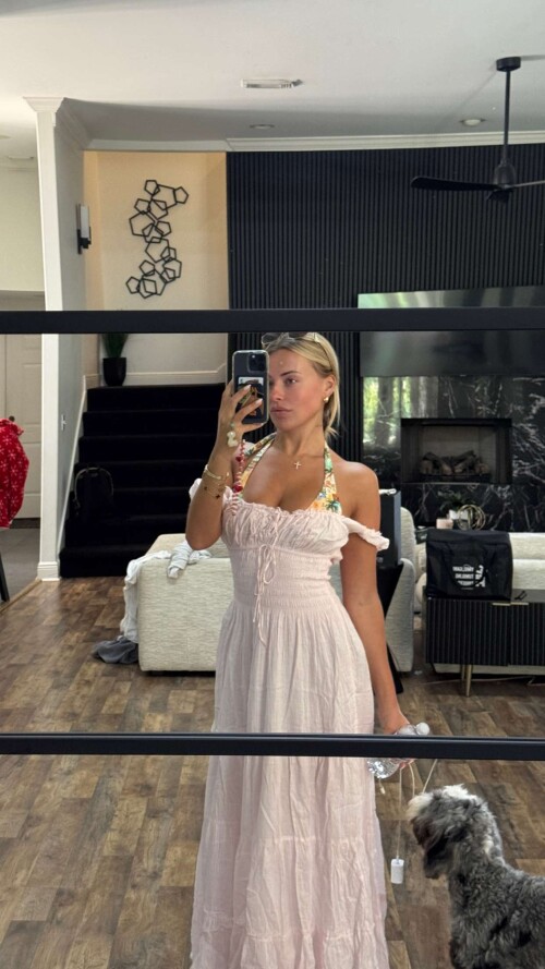 corinnakopf-2025-06-23T18-33-44fc9f181236b01766.jpg