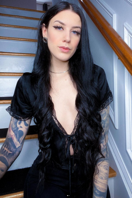 MsKILLIONAIRE / Casey Nude Leaked Onlyfans Photo MsKILLIONAIRE / Casey Nude Leaked Onlyfans Photo
