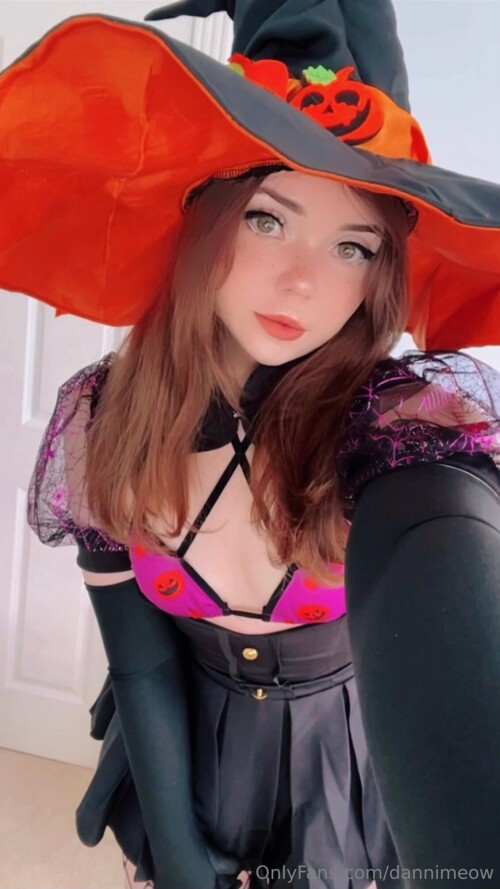 Danni Meow (Phatcatsama/dannimeow) Nude Leaked Onlyfans Photo Danni Meow (Phatcatsama/dannimeow) Nude Leaked Onlyfans Photo