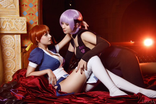 dead_or_alive_5___kasumi_and_ayane_cosplay_by_disharmonica_dbbajl44046942cbe8c4423.jpg