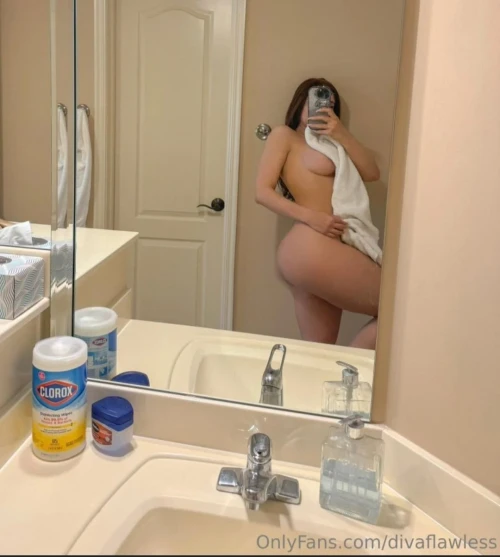 Divaflawless Nude Leaked Onlyfans Photo Divaflawless Nude Leaked Onlyfans Photo
