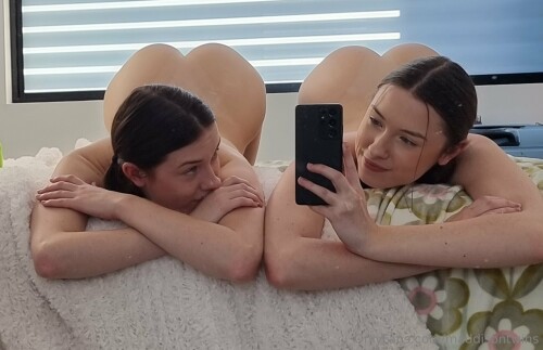 The Maddison Twins Nude Leaked Onlyfans Photo The Maddison Twins Nude Leaked Onlyfans Photo