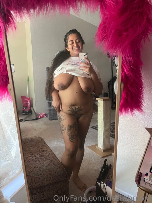 Desi Shroom Nude Leaked Onlyfans Photo Desi Shroom Nude Leaked Onlyfans Photo