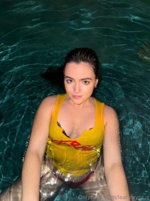 Littleleah100 Nude Leaked Onlyfans Photo