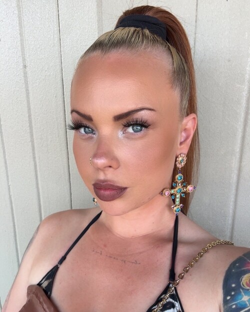 emiliebrooklyn__1746386336_3625273801941872421_5719273769faf402599542da5f.jpg