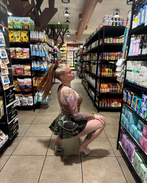 emiliebrooklyn__1746386336_3625273801950226470_57192737694fd267082b850525.jpg