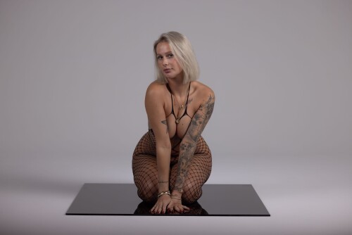 Caro_loesel Nude Leaked Onlyfans Photo