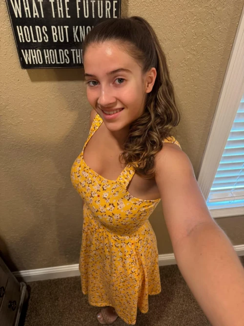 f18-do-you-think-i-looked-cute-in-my-church-fit-today-v0-e73745b31n1f1fe90fffca1530c75.webp