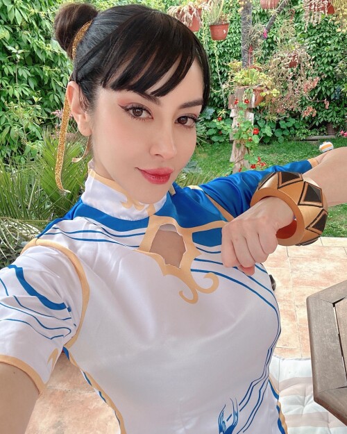 fabibiworldcosplay_32201842247194573207f90d270833ad433.jpg