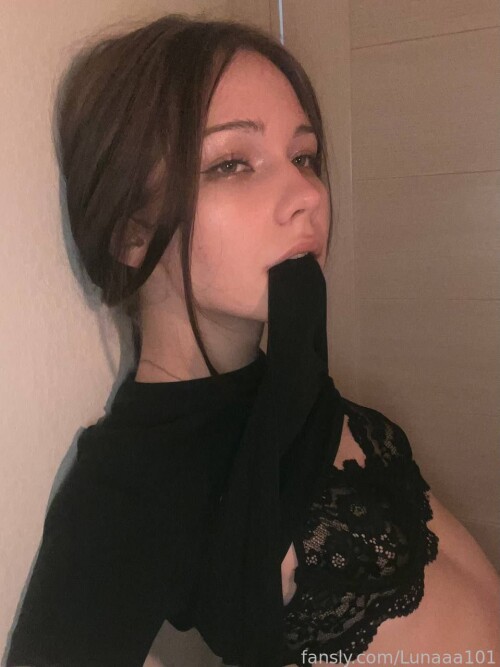 fansly-0f4hm8kf7cs89a95fd3c91cf9682.jpg