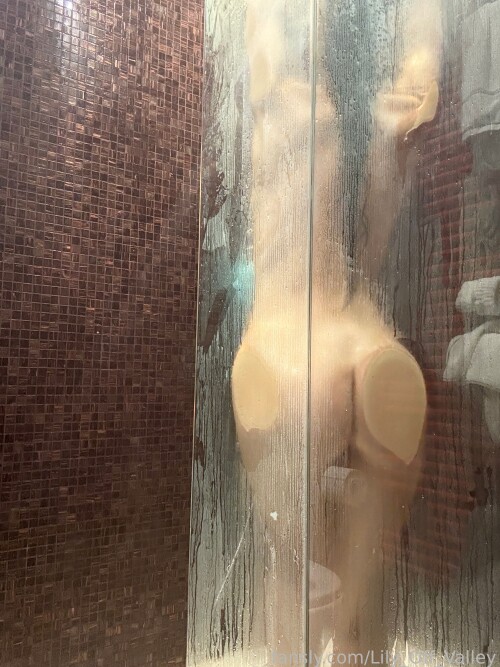 Lily_Off_Valley Nude Leaked Onlyfans Photo Lily_Off_Valley Nude Leaked Onlyfans Photo
