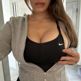 fansly-frsl99qyp8b2a7f0bcb83980247