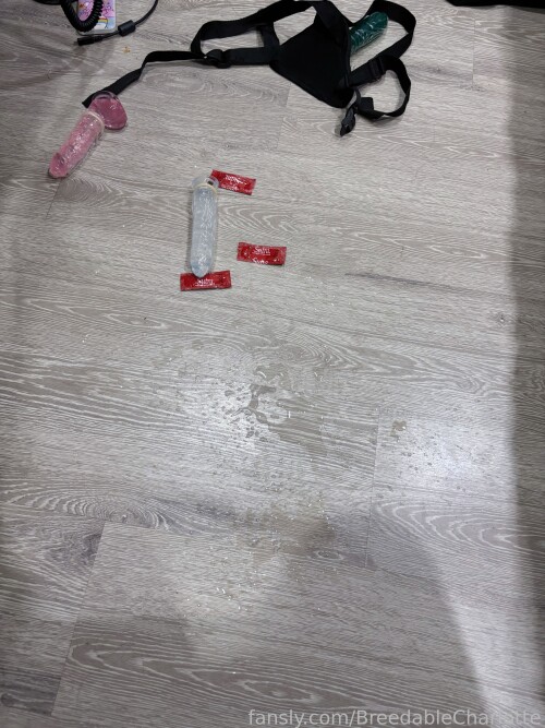 fansly-tkm5j3g5cored92f445b038c3f6.md.jpg