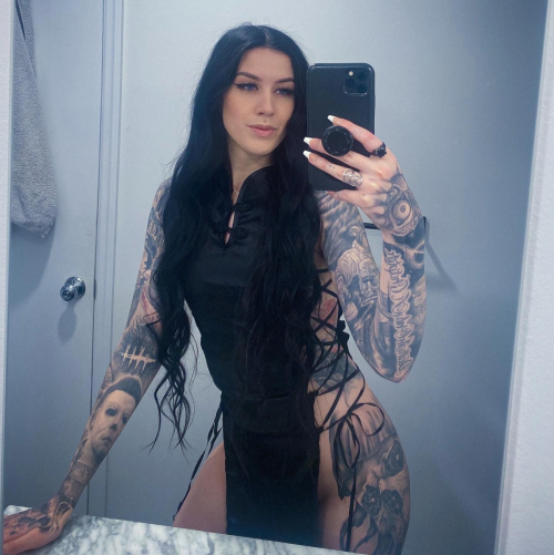 MsKILLIONAIRE / Casey Nude Leaked Onlyfans Photo MsKILLIONAIRE / Casey Nude Leaked Onlyfans Photo