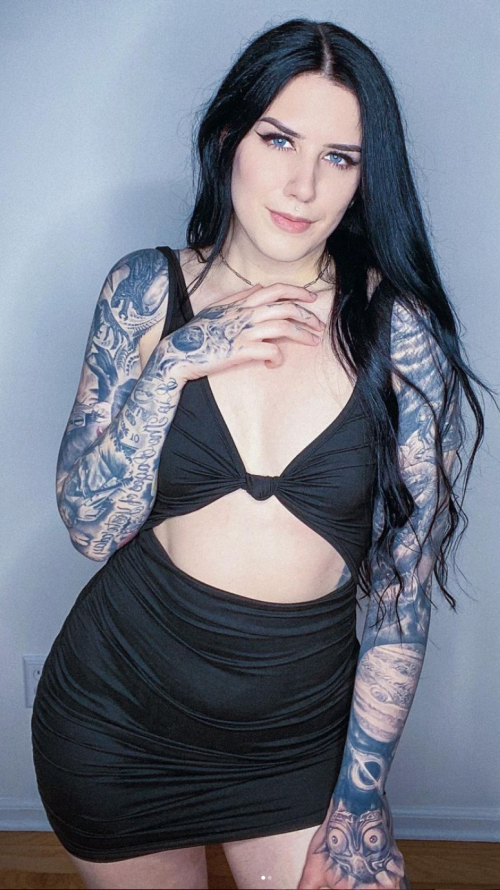 MsKILLIONAIRE / Casey Nude Leaked Onlyfans Photo MsKILLIONAIRE / Casey Nude Leaked Onlyfans Photo
