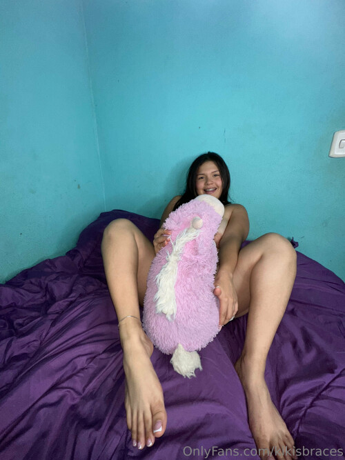 kikisbraces Nude Leaked Onlyfans Photo kikisbraces Nude Leaked Onlyfans Photo
