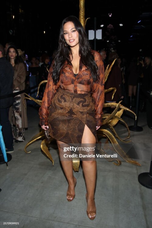 MILAN, ITALY - SEPTEMBER 18: Ashley Graham attends the Etro fashion show during the Milan Womenswear