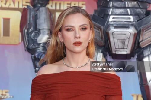 LONDON, ENGLAND - SEPTEMBER 19: Scarlett Johansson attends the European Premiere of "Transformers On