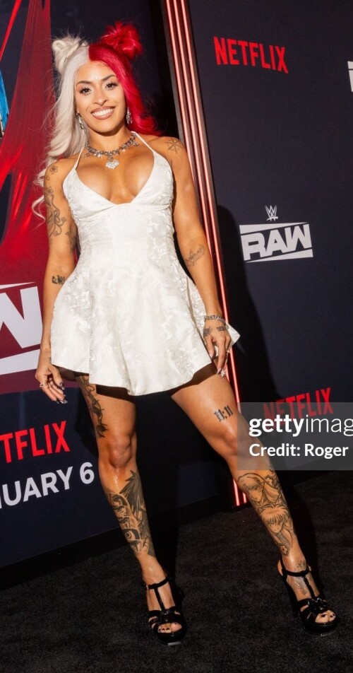 INGLEWOOD, CALIFORNIA - JANUARY 06: Zelina Vega attends Netflix's Debut of WWE Monday Night Raw at I