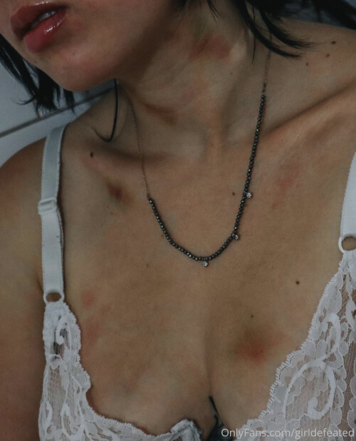 girldefeated_-52e78fbd8967dc8a01.jpg
