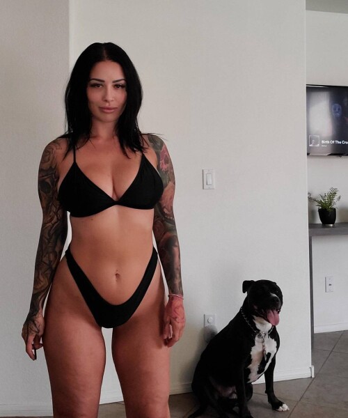 good-morning-from-katrina-and-her-pup-eg8h5503sk-1080x1297981f63823af9e72d.jpg
