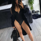 i-wanna-worship-those-legs-93dneakzkaa47c6d5c2b82453d