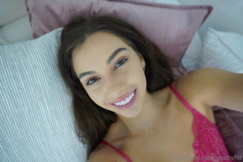 Grace Robert - gbabyfitt Nude Leaked Onlyfans Photo Grace Robert - gbabyfitt Nude Leaked Onlyfans Photo