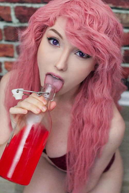 Leah Daberry | ChameLeahn | Daberrybestcosplay | ReptiLeahn Nude Leaked Onlyfans Photo