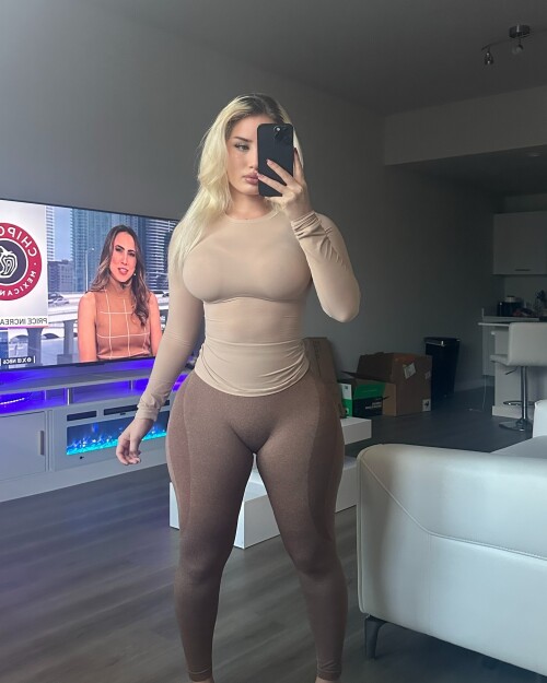 Victoriaavixen / blonde.vixen Nude Leaked Onlyfans Photo Victoriaavixen / blonde.vixen Nude Leaked Onlyfans Photo