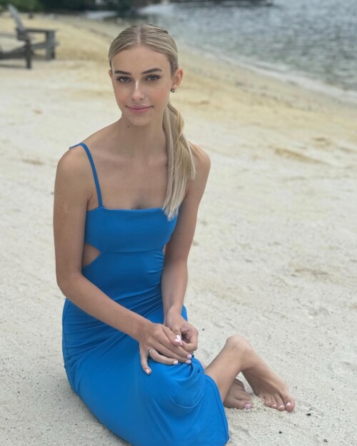itsclairejameson__2024-09-26--08-30_5c246c0033078fe92.jpg