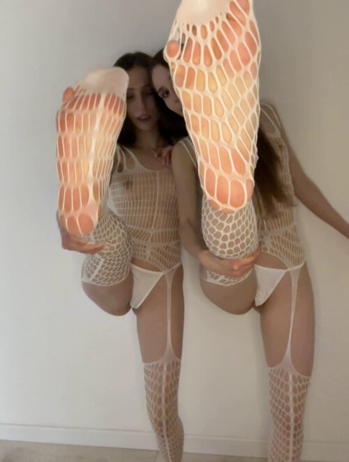 Alice & Haizlee Nude Leaked Onlyfans Photo