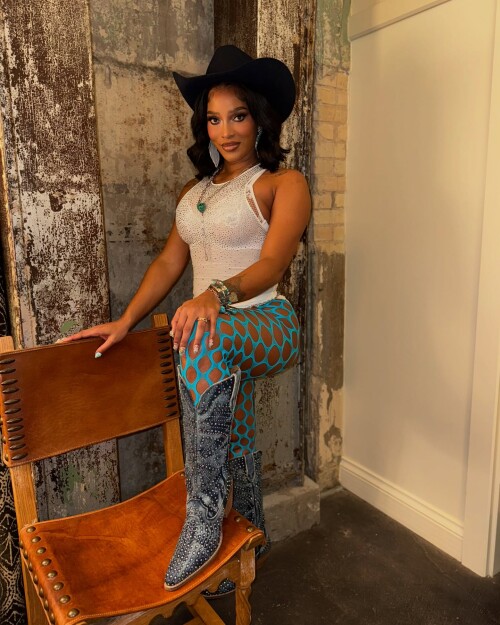 joseline_1734476400_3525341885910843016_237268761911a707c569eb6bb7.jpg