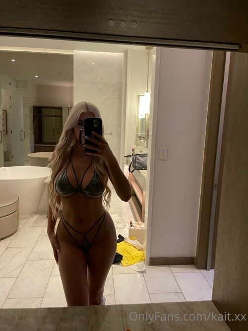 kait.xx Nude Leaked Onlyfans Photo kait.xx Nude Leaked Onlyfans Photo
