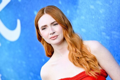 karen-gillan-24ace953d5f28295f9.jpg