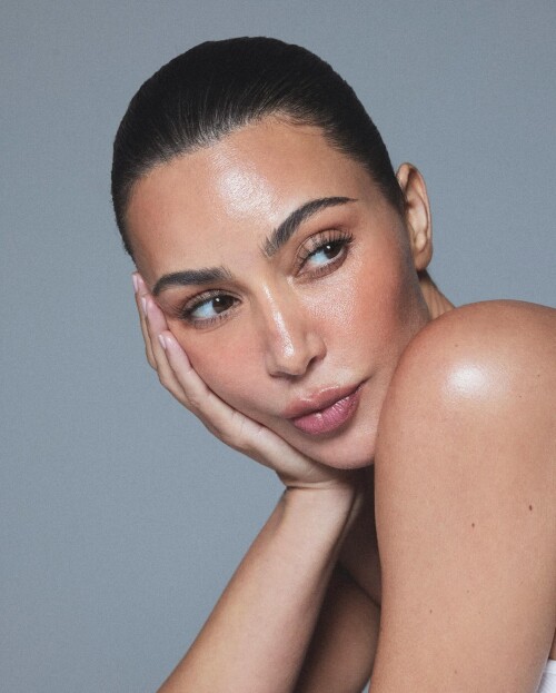 Kim Kardashian Photo 3