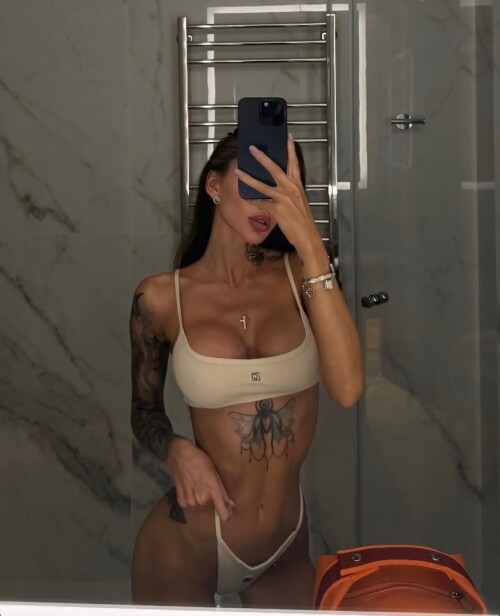 Nessa Orlova | rusmeganfox | nessamooore Nude Leaked Onlyfans Photo