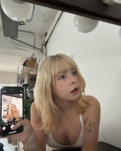 laetitia442299 Nude Leaked Onlyfans Photo laetitia442299 Nude Leaked Onlyfans Photo