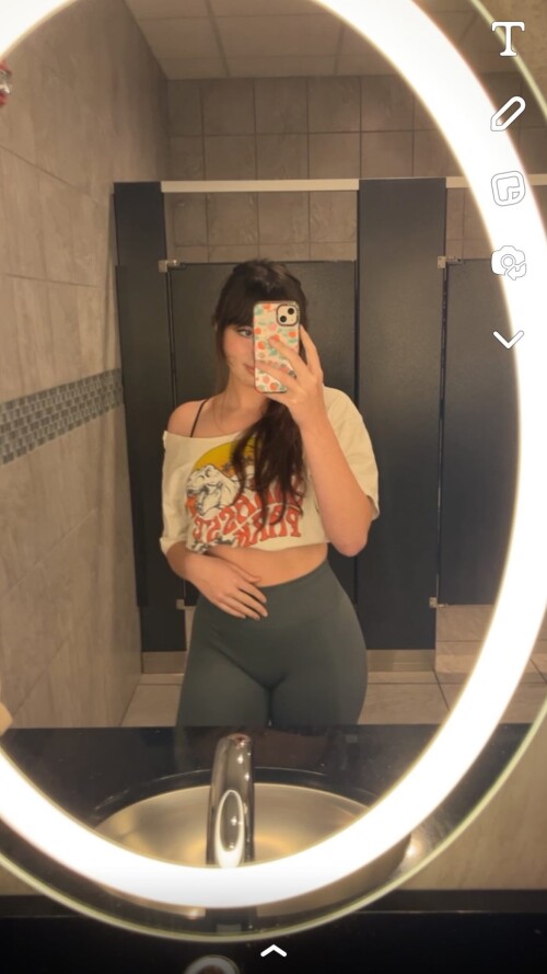 littlelivbug---C3HM4HAOr3C3515b7b64c145d40.md.jpg
