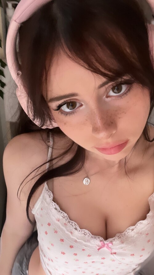 littlelivbug---CoBbCyfD44Ddcfafea5f79e59fd.md.jpg