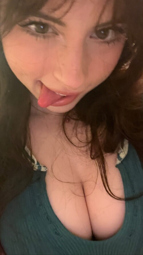 littlelivbug---CpbdFoVD_h7e3735bb0585f81a4.md.jpg